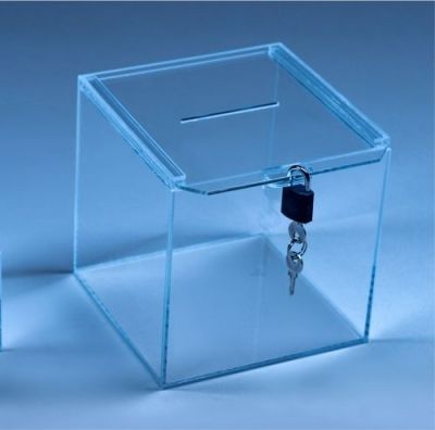 КУТИИ И УРНИ ЗА ДАРЕНИЯ ОТ ПЛЕКСИГЛАС