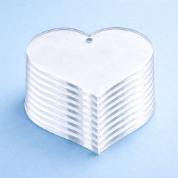 Плексигласови заготовки „Сърце“ с отвор – прозрачен акрил, комплект 10 бр.