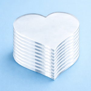 Плексигласови заготовки „Сърце“ без отвор 4–10 см – прозрачен акрил, комплект 10 бр.